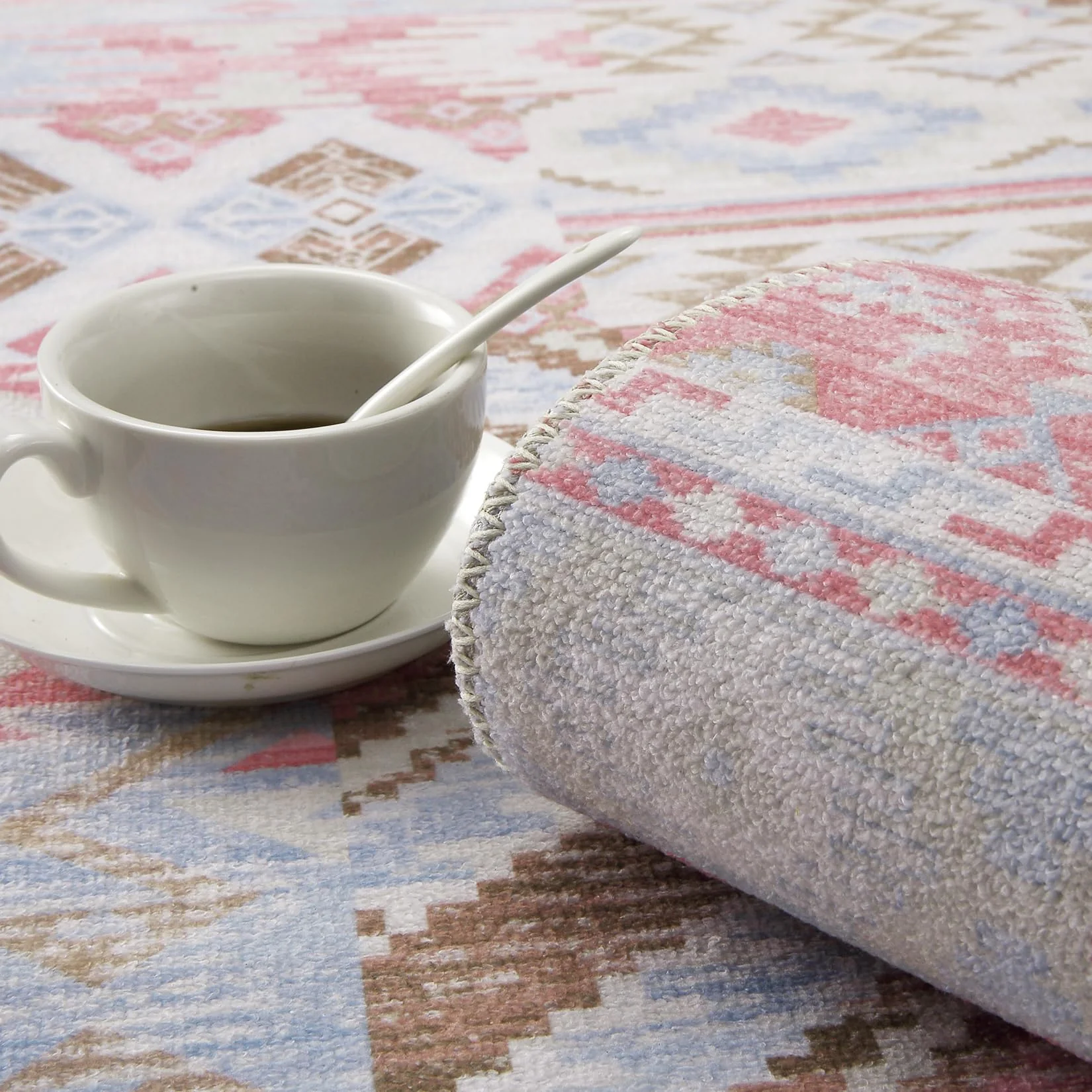 Garvee Boho Runner Rugs 2x6 Washable Entryway Runners Ultra-Thin Non-Slip Hallway Rug Runner Bohemian Floral Printed Area Rug Aesthetic Accent Rug Oriental Distressed Low Pile Floor Carpet Pink - Image 3