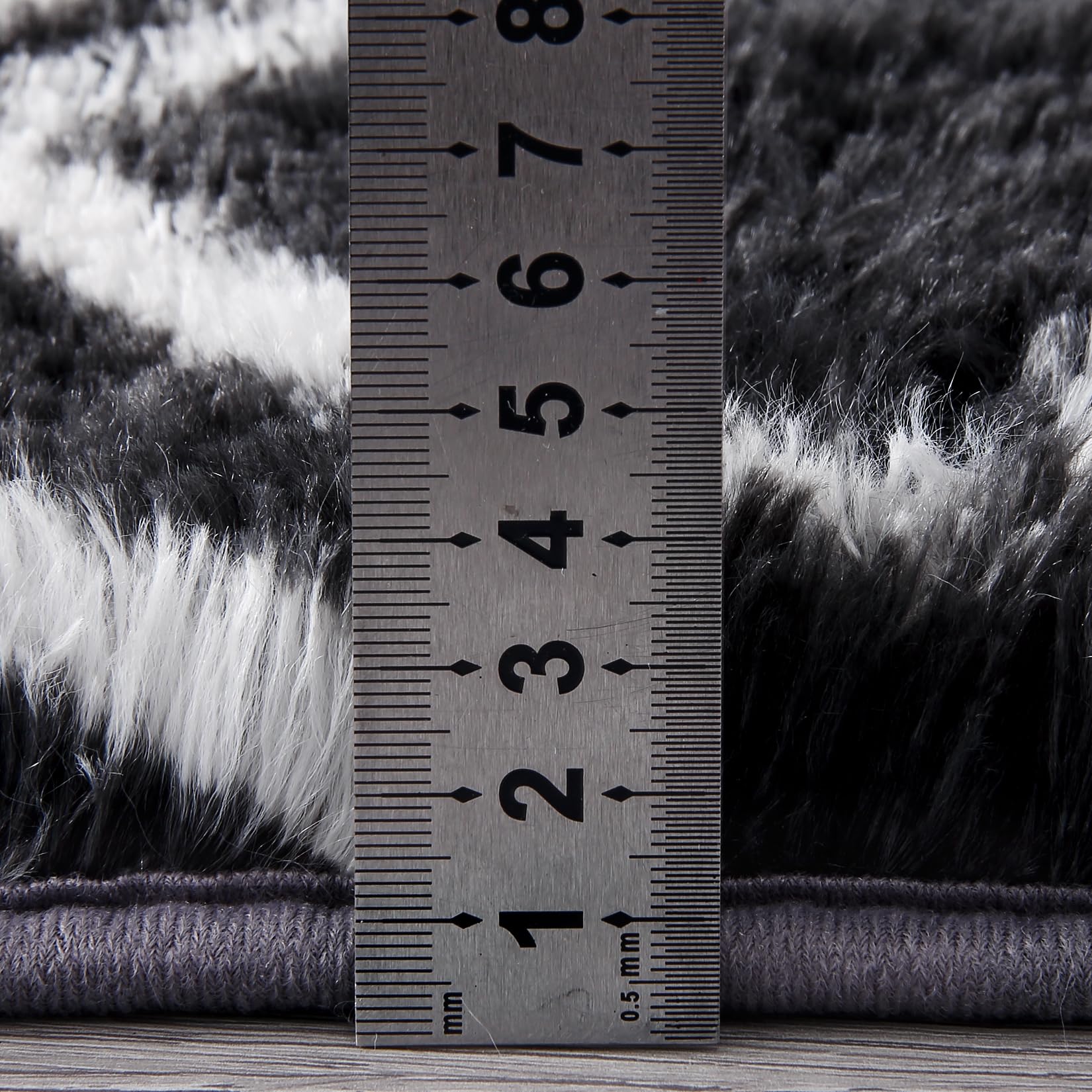 Garvee Black 5x8 Rug Shag Rug for Living Room Shaggy Rug Kids Rug Plush Rug Black Geometric Carpet Bedroom Fluffy Rug Bedside Rug Soft Rug Non Skid Rug Modern Area Rug Large - Image 5